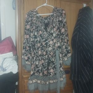 Elegant Floral Black and Pink Mini Dress